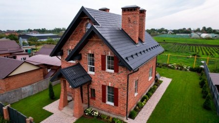 Построенный дом 188 м², х. Песково — кирпичный дом с мансардой