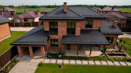 Дом 236 м2, г.Батайск, п.Сквер